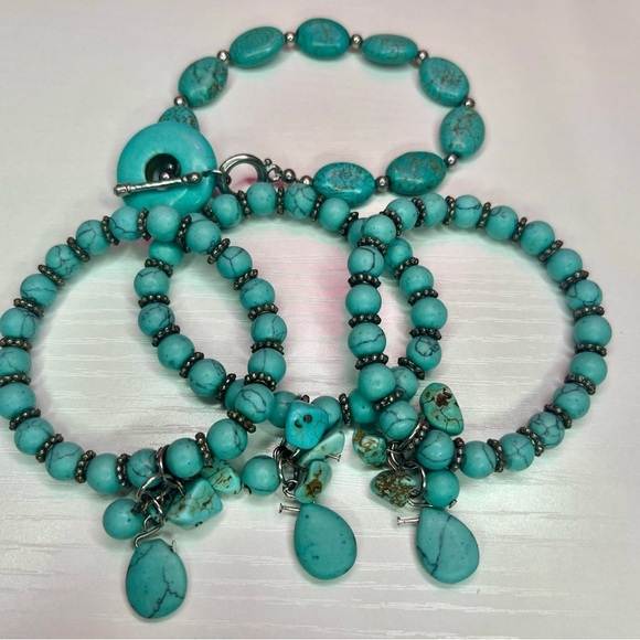 Jewelry - Turquoise Beaded Bracelet Set of 4